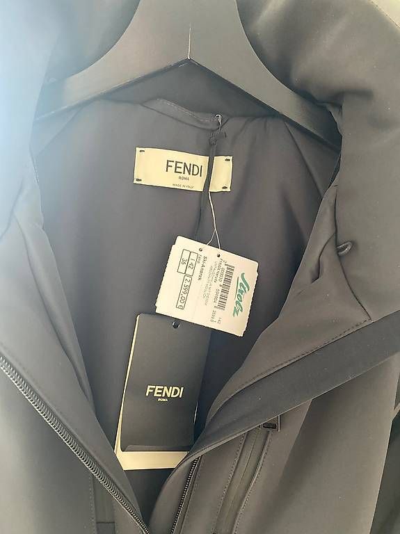 Fendi Giacche: Designer Skijacke – Usato da Winterthur venduto da Xeni86 4