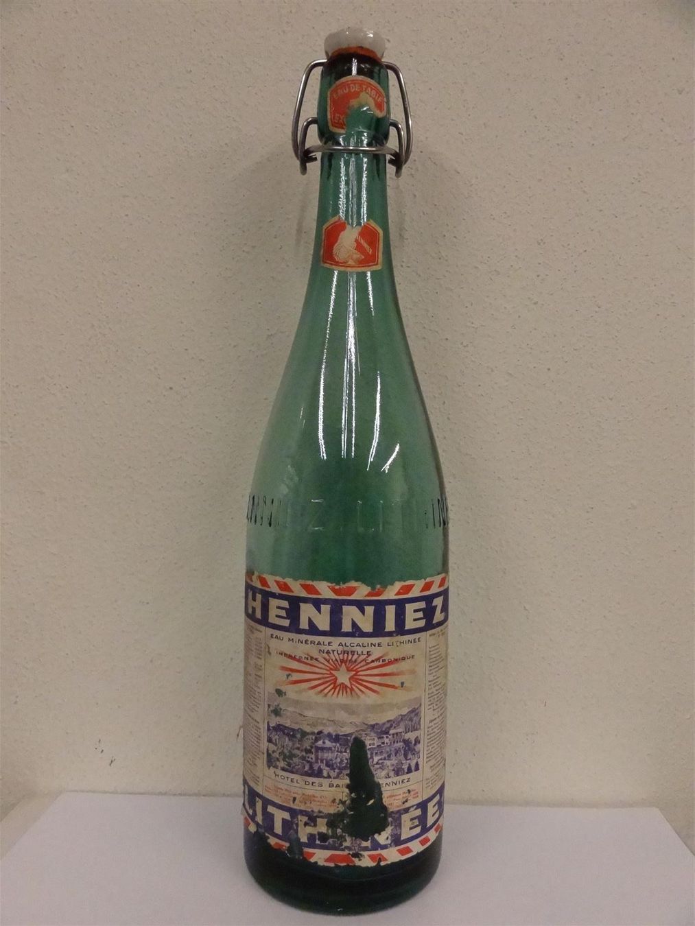 Bicchieri, Caraffe & Bottiglie: Flasche HENNIEZ LITHINÉE ST. PREX 1946 – Usato da Kerzers venduto da Flaschenposten