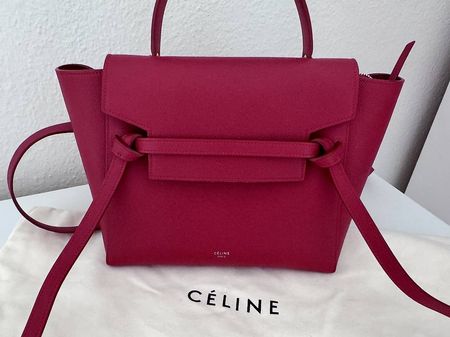 Wunderschöne Nano Céline Belt Bag in rot