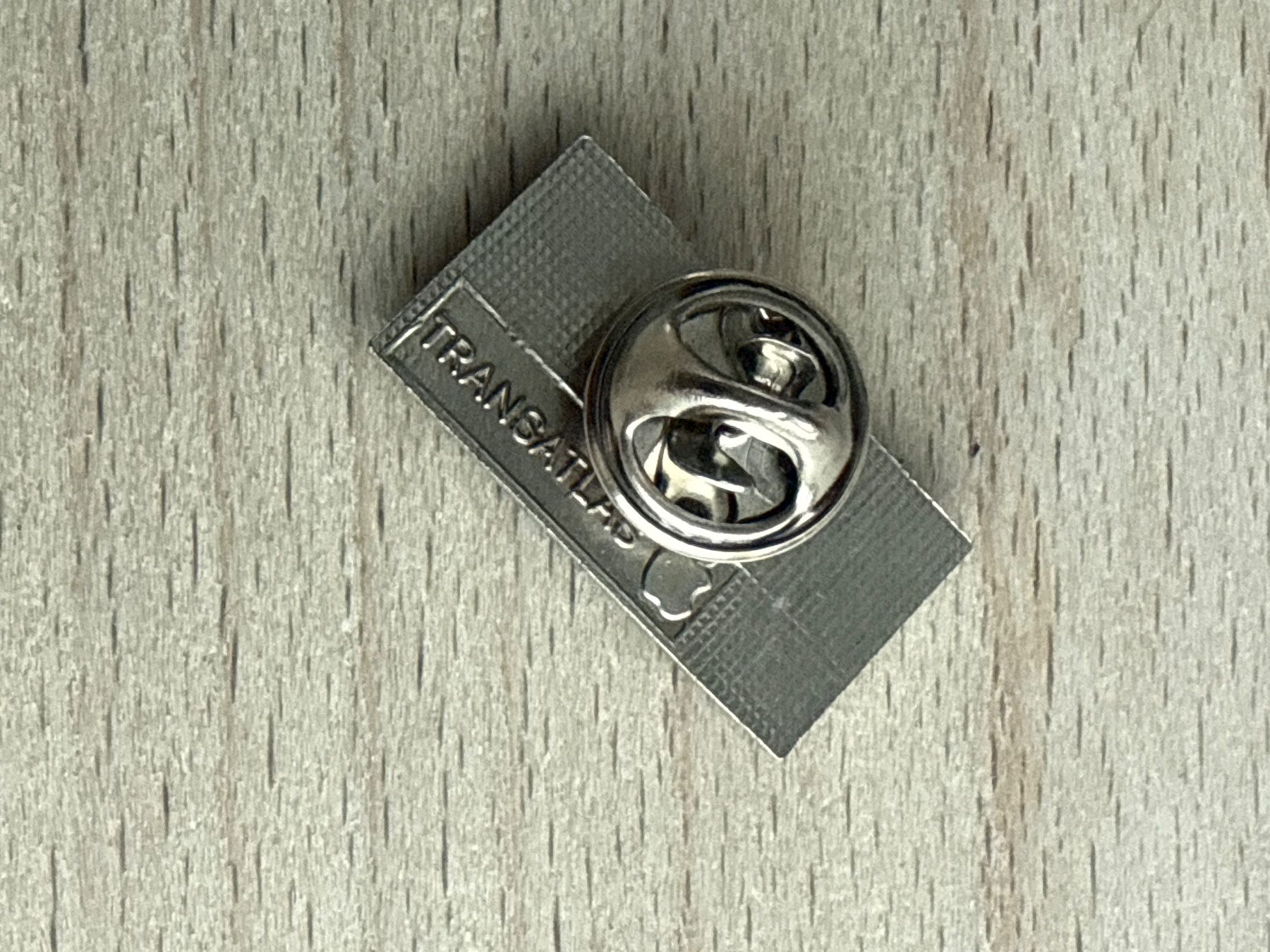 Placchette & Badge: Pin Power & Passion – Usato da Glattbrugg venduto da Schweigmatt 1