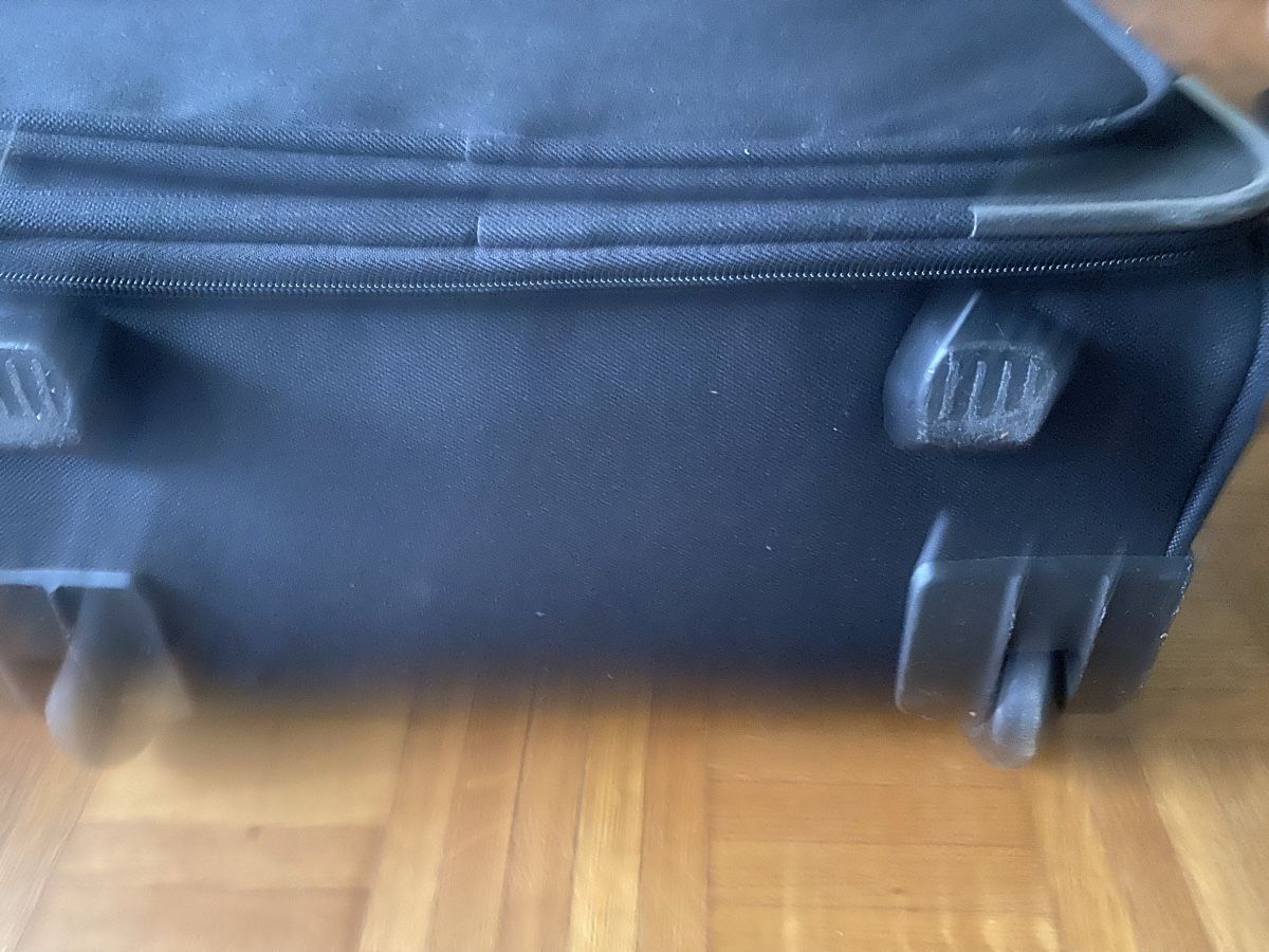 Altro in Aeronautica: Vantage Samsonite Kofferset, plus Tasche – Usato da Bern venduto da Alexandra9 5