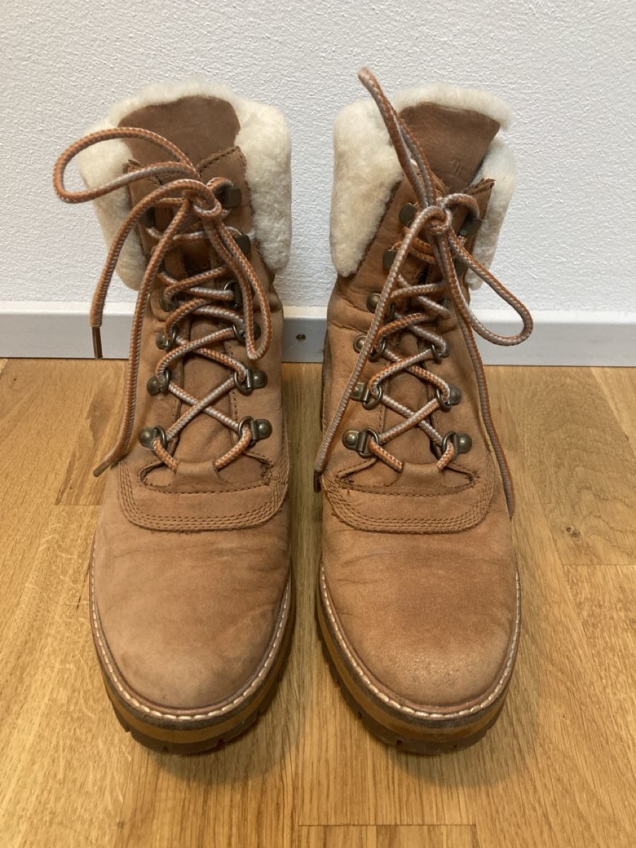 Timberland Scarpe da donna: Timberland Winterschuhe – Usato da Bern venduto da NinKue 1