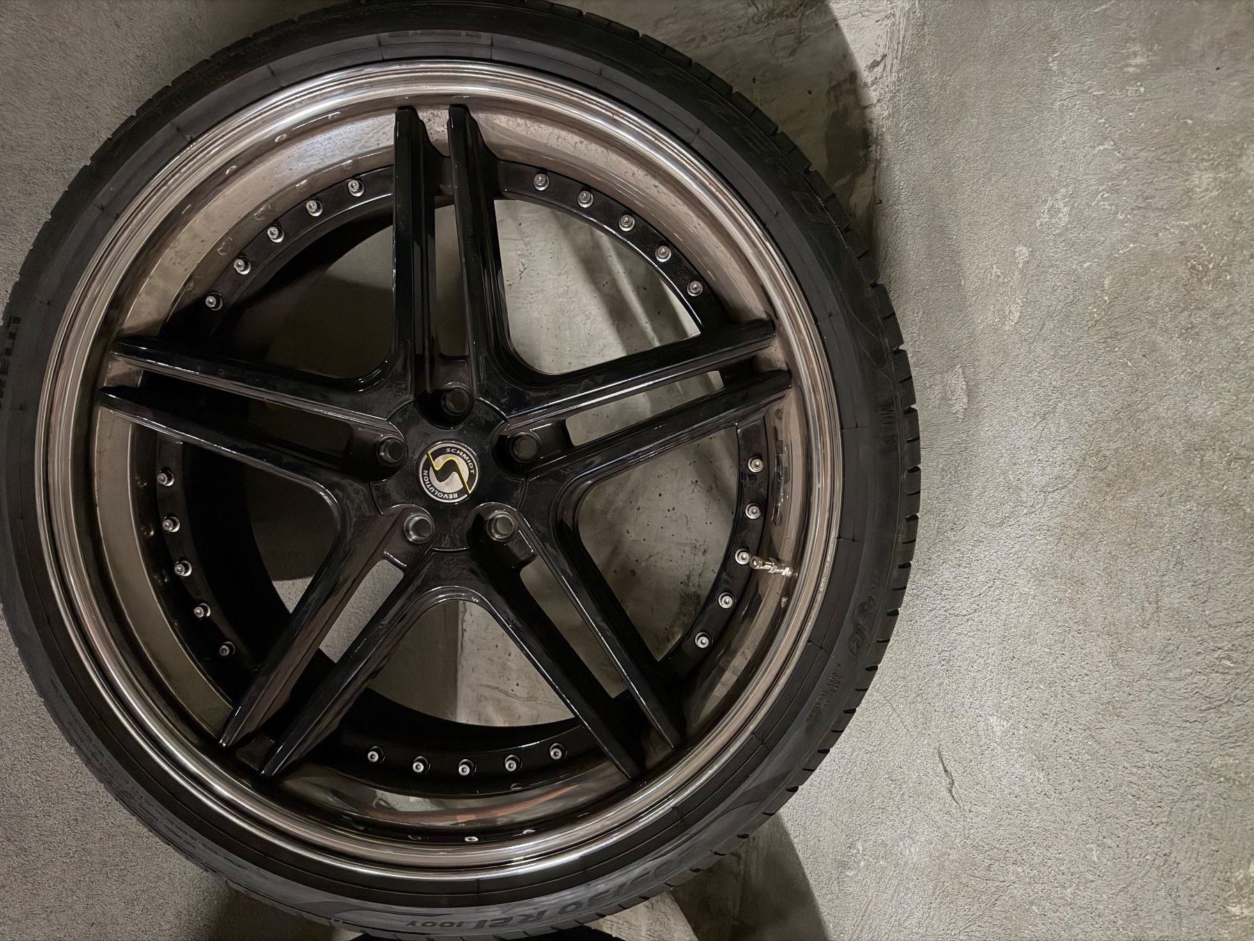 Pneumatici & Ruote complete: Schmidt Felgen – Usato da Hombrechtikon venduto da lin_z8qv 5