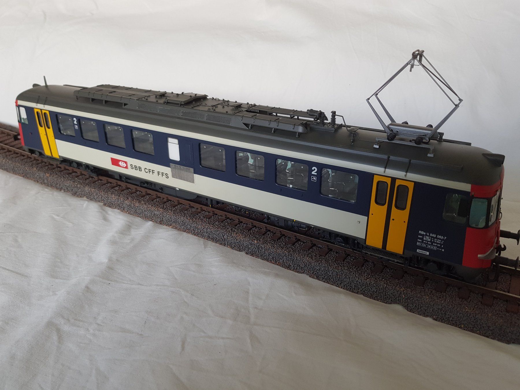 Modelleisenbahnen: Allmo RBe 4/4 062-7 digital – Gebraucht aus Luzern von inca55