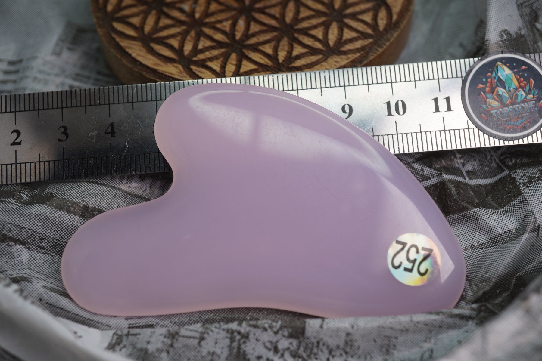 Minerali & Pietre curative: Gua Sha Massage-Stein Lavendel Quarz    ab 1.- – Nuovo e nell'imballaggio originale da Eschenbach SG venduto da topstone 4
