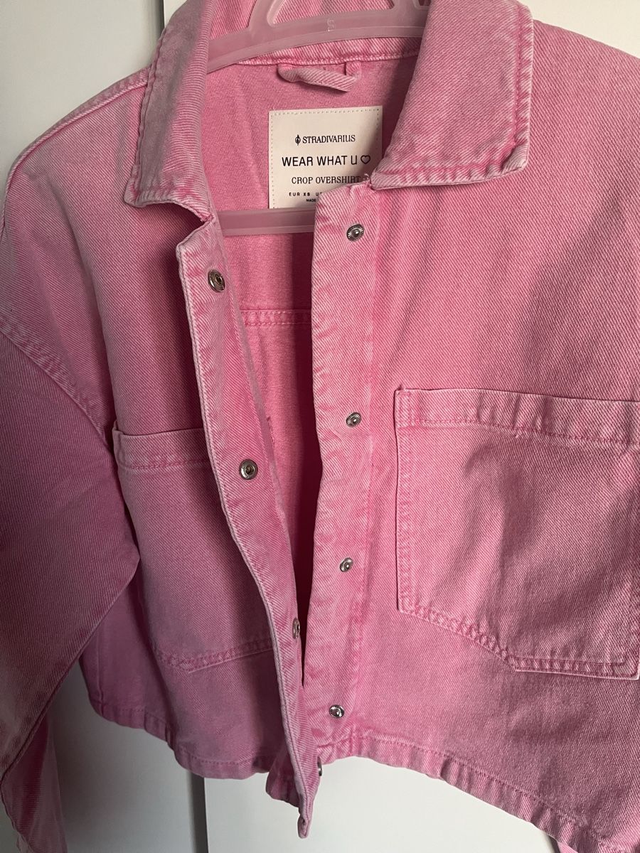 Stradivarius Giacche: Giacca - camicia denim rosa – Usato da Bellinzona venduto da aga_mm8m 1