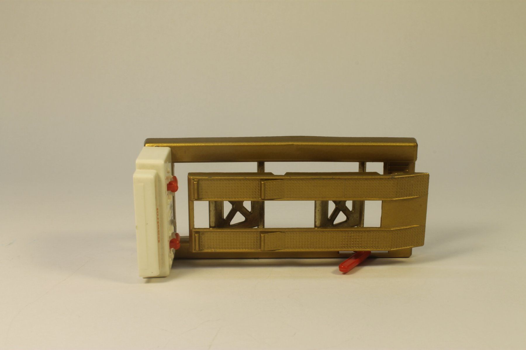 Matchbox Modellautos: Matchbox Accessory Pack A1C Service Ramp – Gebraucht aus Zofingen von Trukli58 4