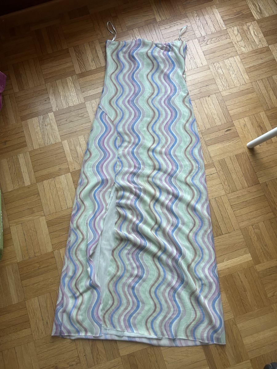 Zara Kleider: Robe Zara – Gebraucht aus Grand-Lancy von eli_x5k9
