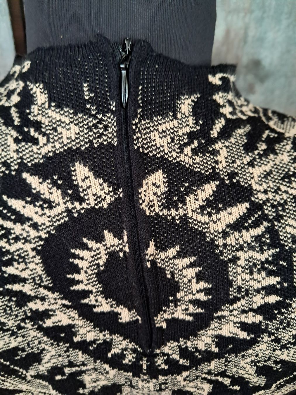 Kleider: Strickkleid . Baumwollmischung . formstabil . S . – Gebraucht aus Leuggelbach von schmetterlings-fee 3