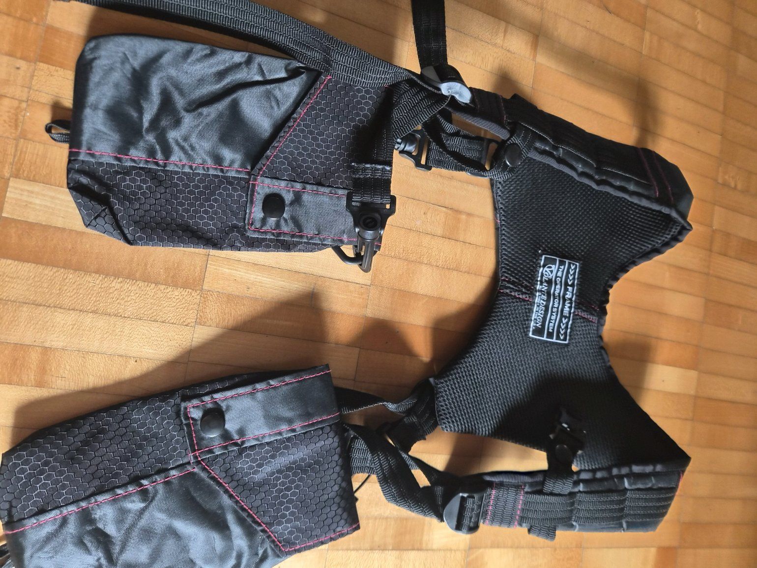 Zaini: Modulares Rucksacksystem: Kickstarter by Volante Design – Nuovo (secondo la descrizione) da Uster venduto da juBaer 7