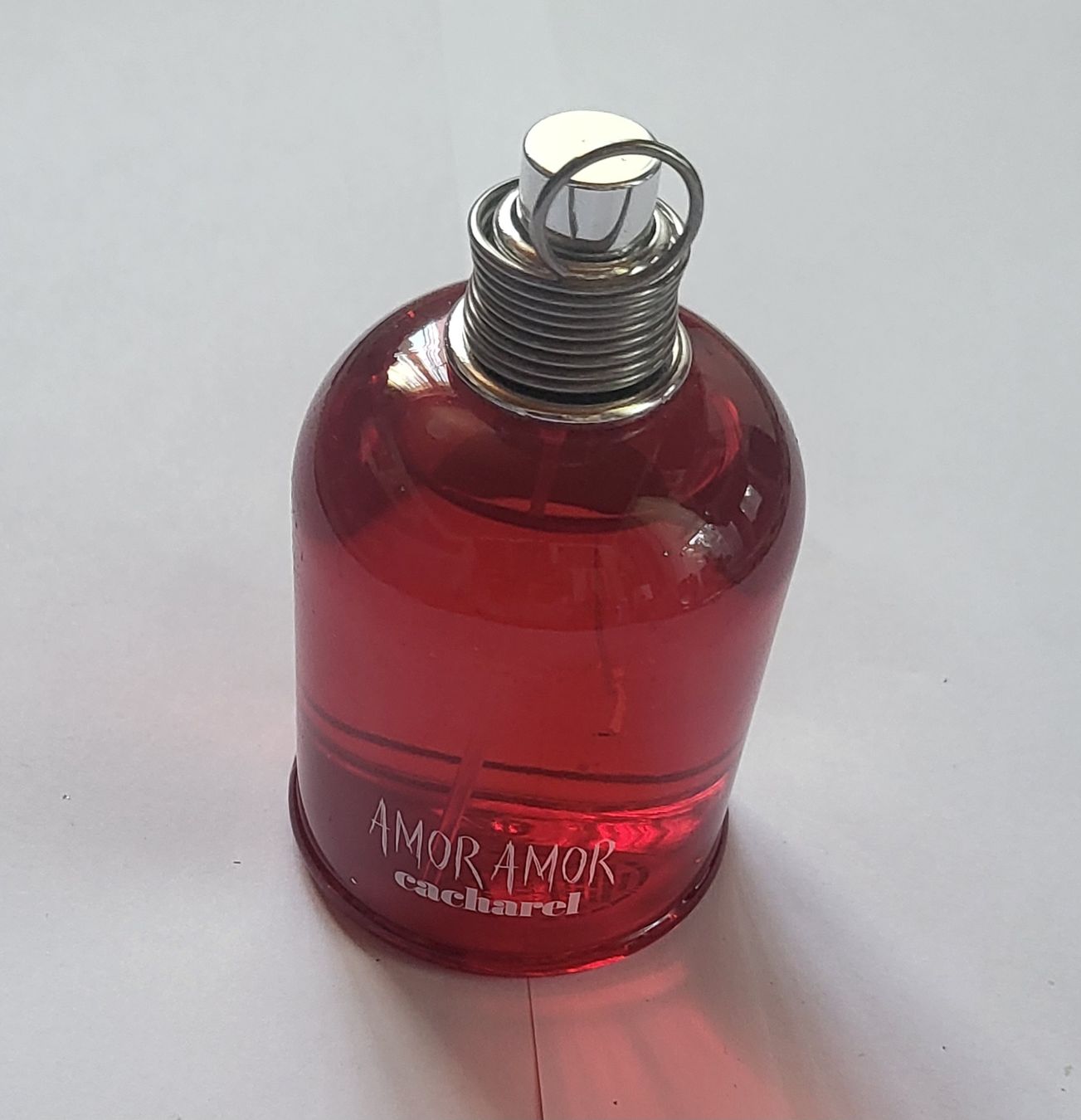 Cacharel Profumi & Eau de Toilette: Cacharel Amor Amor, 100ml, presque neuf – Usato da Niedergösgen venduto da Eva2410
