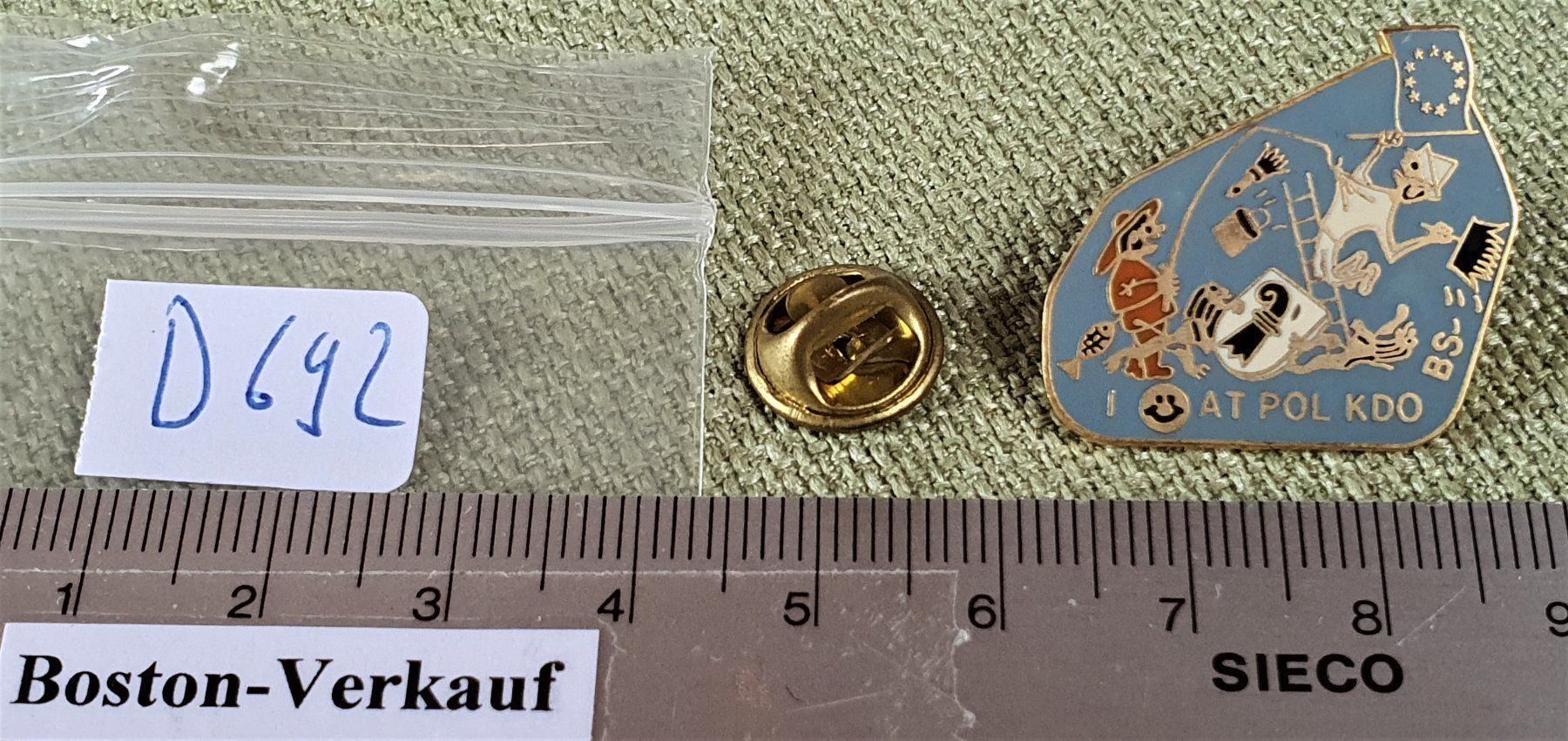 Placchette & Badge: D692 - Pin Basler Polizei AT POL KDO BS – Usato da Reinach BL venduto da Boston-Verkauf 2