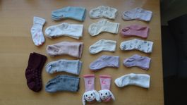 17 Paar Babysöckli Mädchen