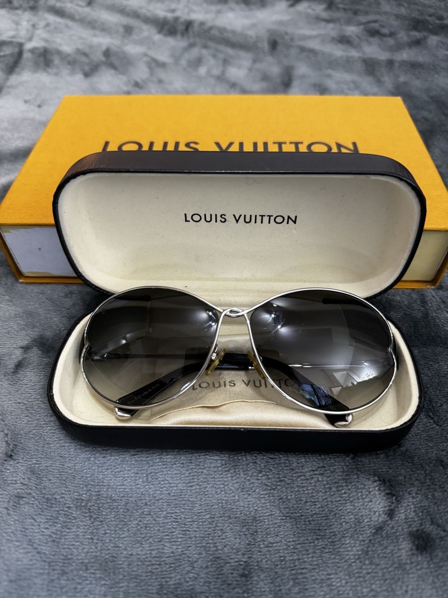 Louis Vuitton Brillen & Gläser: Louis Vuitton Sonnenbrille original – Gebraucht aus Zürich von Privat4444 1
