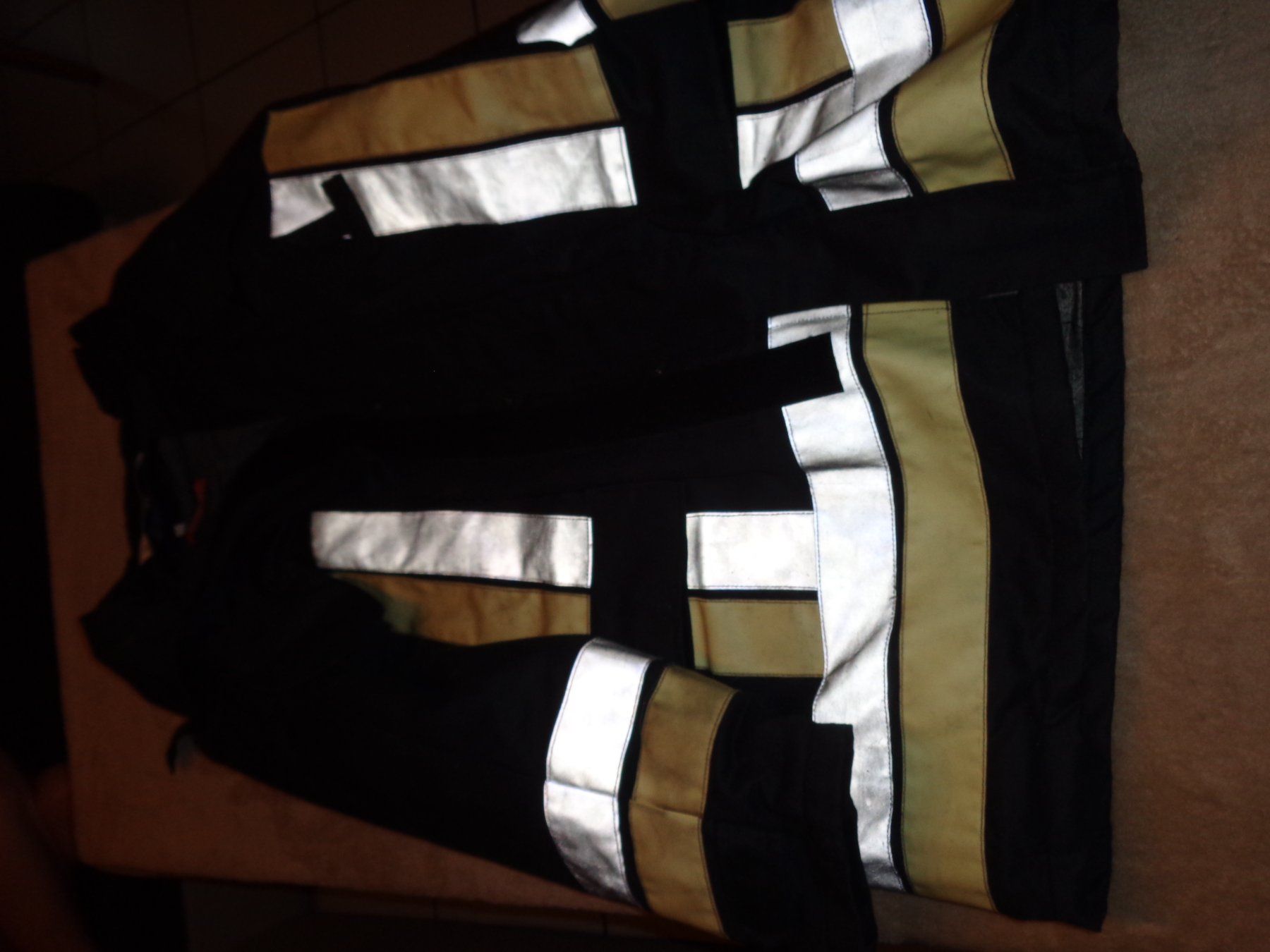 Lotti di vestiti: Brandschutzjacke und Hose – Usato da Liestal venduto da Gecko16 6