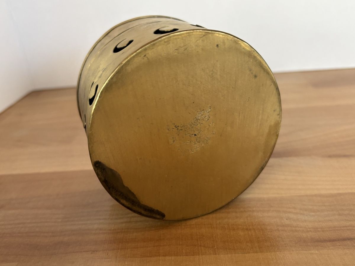 Contenitori & Simili: Messing Dose mit Deckel – Usato da Rümlang venduto da euqinom16 3