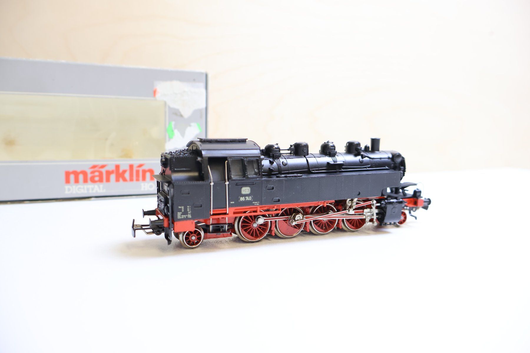 Märklin Modellini di ferrovie: Märklin Dampflok BR 86 - Digital + Telex - 3696 – Usato da Winterthur venduto da Monstera 2