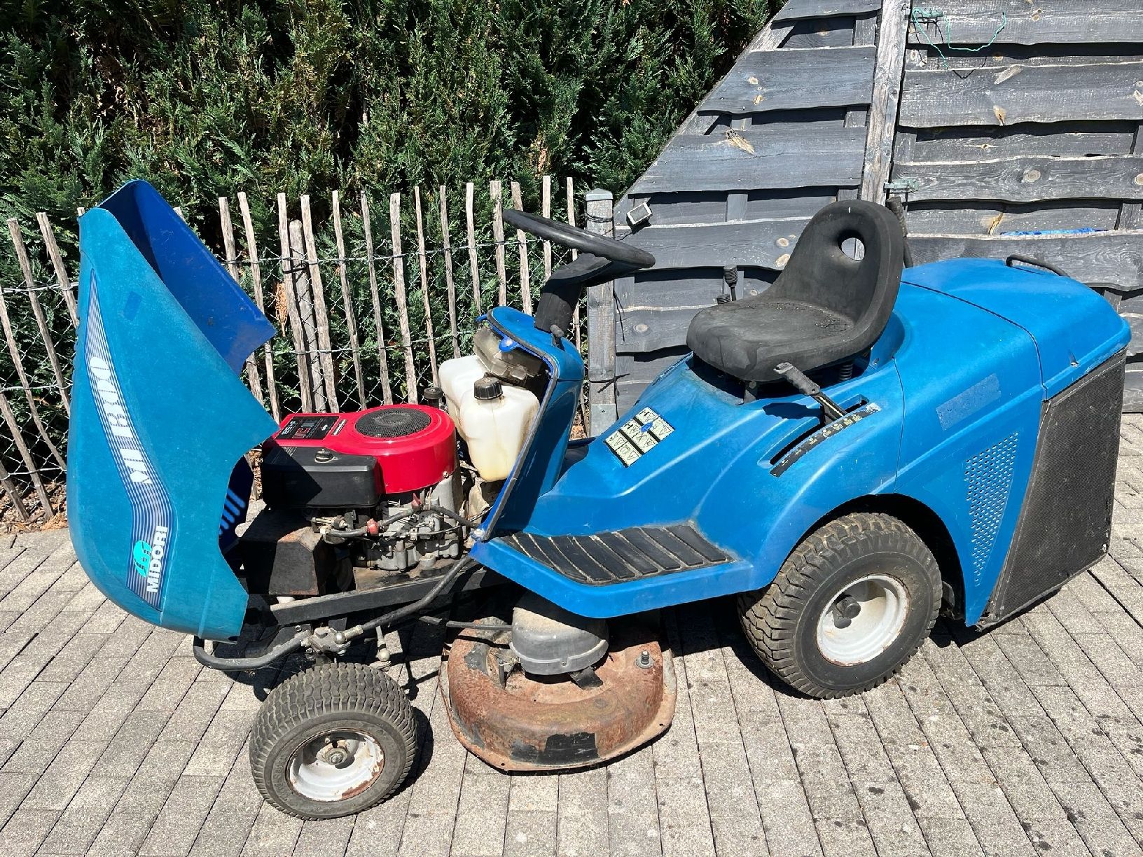 Tondeuses à gazon: Midori Rasenmähertraktor – Défectueux à Niederried b. Kall par gabber23 3