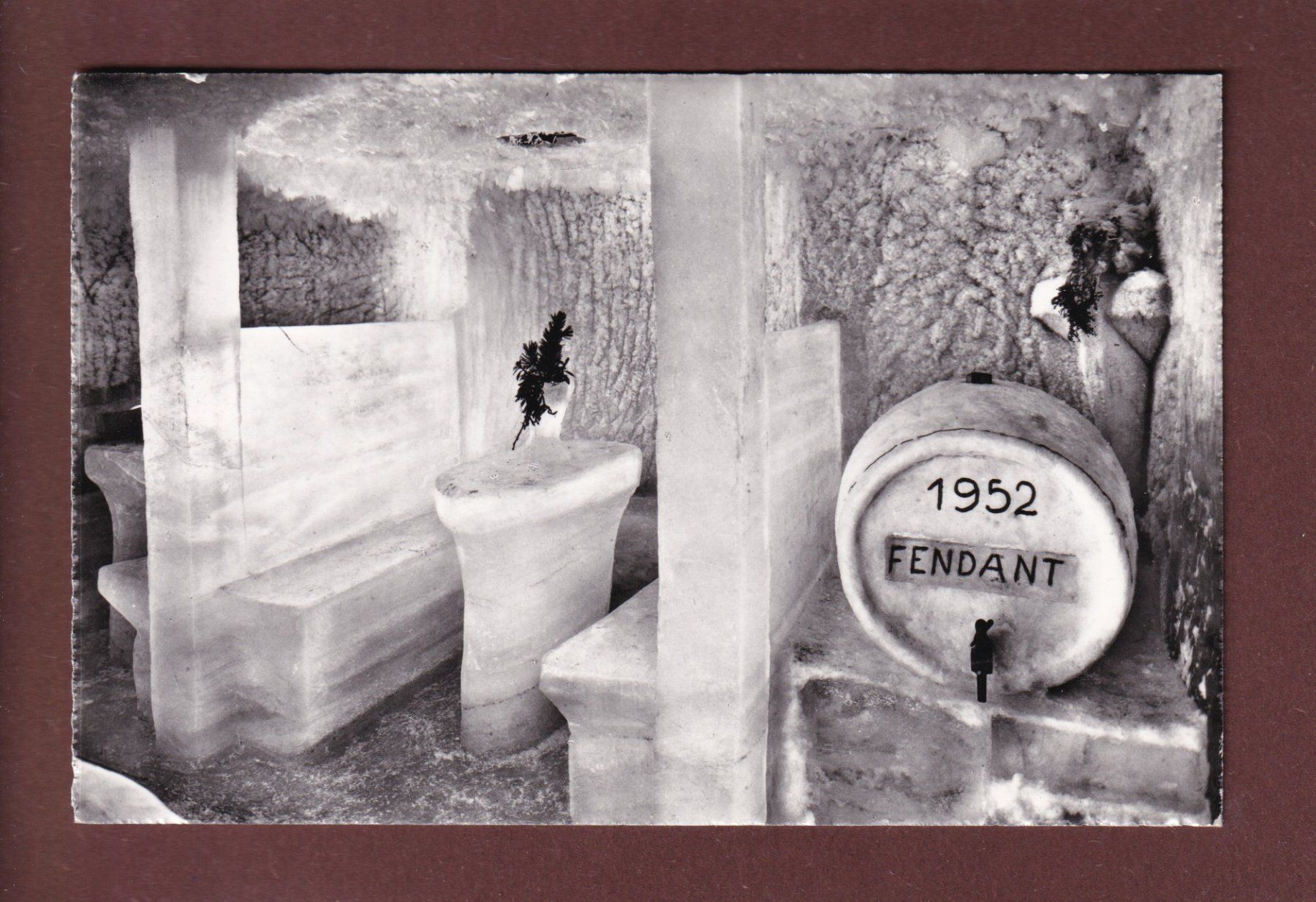 Ansichtskarten: JUNGFRAUJOCH - Eispalast – Gebraucht aus Pully von nicecards