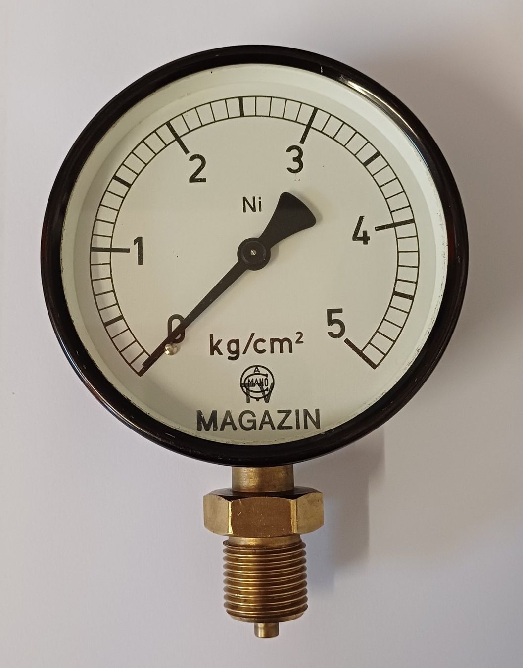 Misurare: Manometer Ø100, G1/2", 5bar – Usato da Schwyz venduto da osirishelvetica