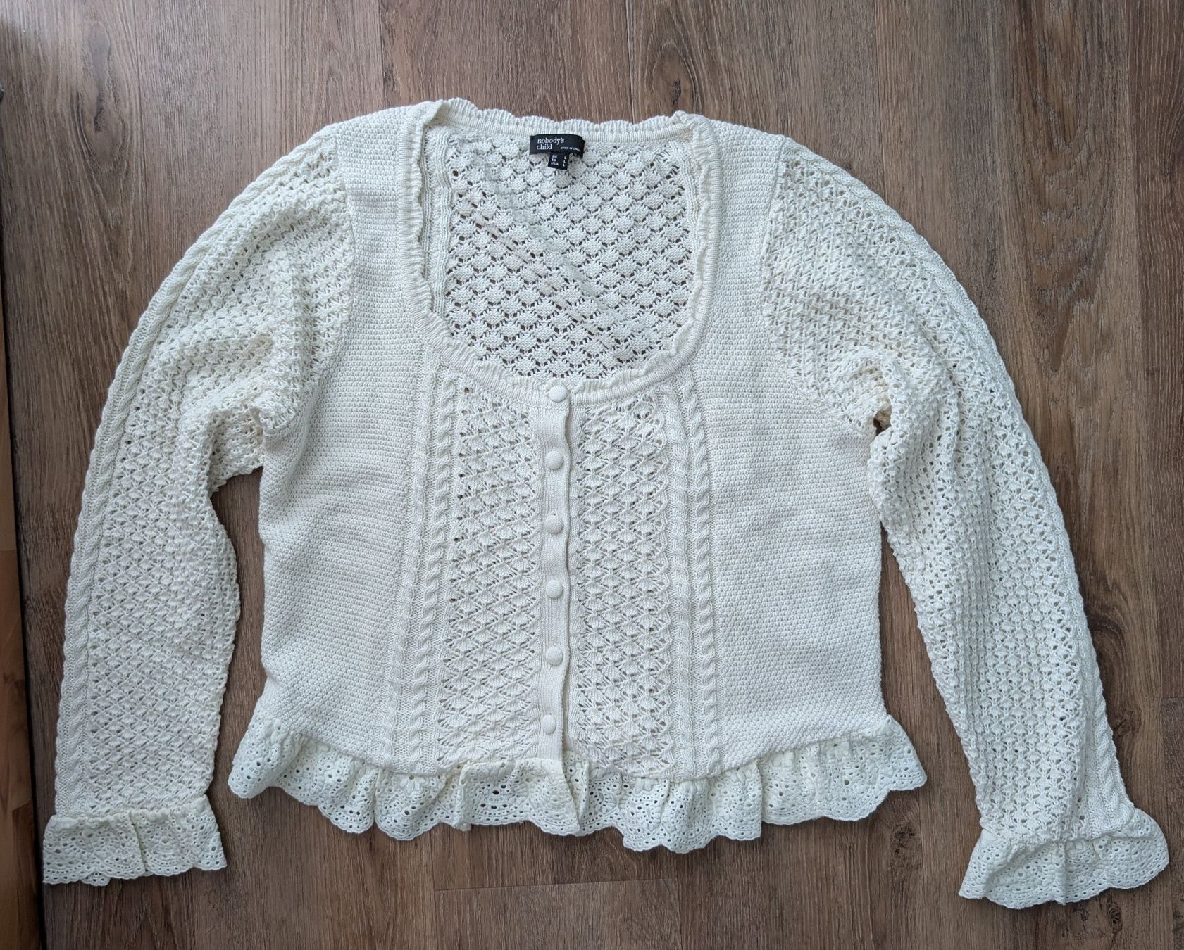 Maglioni & Felpe: Nobody's Child Strickjacke mit Spitze, 100% Baumwolle – Nuovo e nell'imballaggio originale da Lachen SZ venduto da numberphile