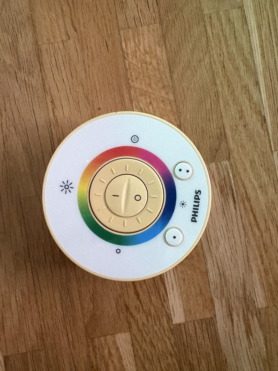 Philips Lampes: Philips Hue Iris transparent guter Zustand – D'occasion à Meggen par blueye8 2