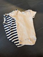2 Baby Bodys Petit Bateau und O-Z Grösse 86 und 74