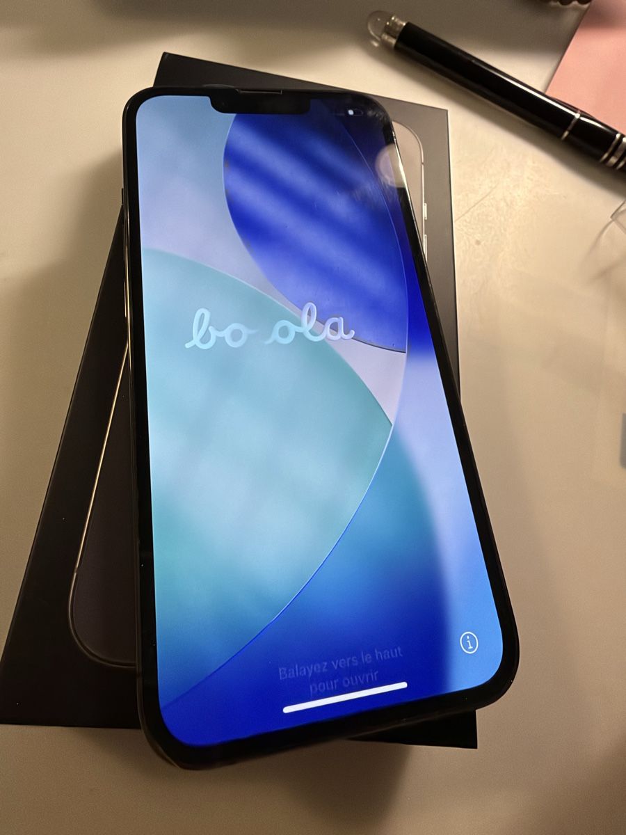 Apple Portables: Apple iPhone 13 Pro 128GB Graphit – D'occasion à Unterägeri par faki77 2
