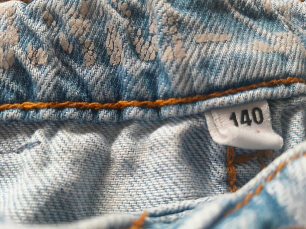 Pantalons: Jeanshose Gr 140 – D'occasion à Buochs par DODGEO11 3