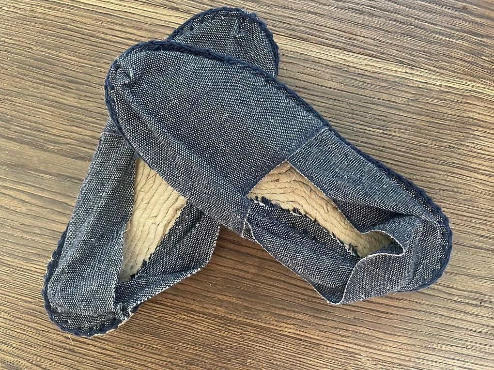 Scarpe per ragazzi: Neue Espadrilles in Dunkelblau in Gr. 35 – Nuovo (secondo la descrizione) da Muri b. Bern venduto da dindlerothler 2
