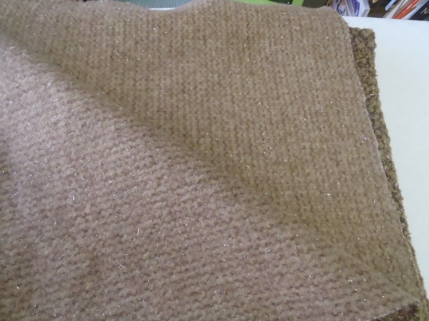 Stoffe: Bouclé mit Glitzer, hellbraun Stoff – Neu und originalverpackt aus Moosseedorf von Foxred 1