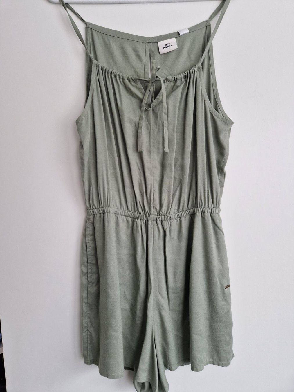 O'Neill Tute: Jumpsuit O'neill Gr. M NEU – Nuovo e nell'imballaggio originale da Davos-Dorf venduto da Bpelikan