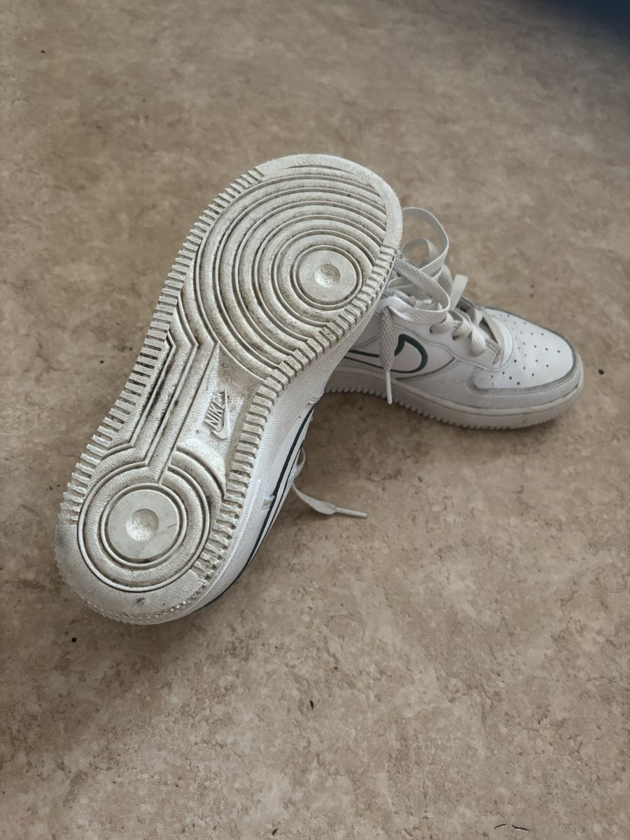 Nike Damenschuhe: Nike Air Force 1 Sneaker  – Neu (gemäss Beschreibung) aus Rechthalten von Stephi_03 3