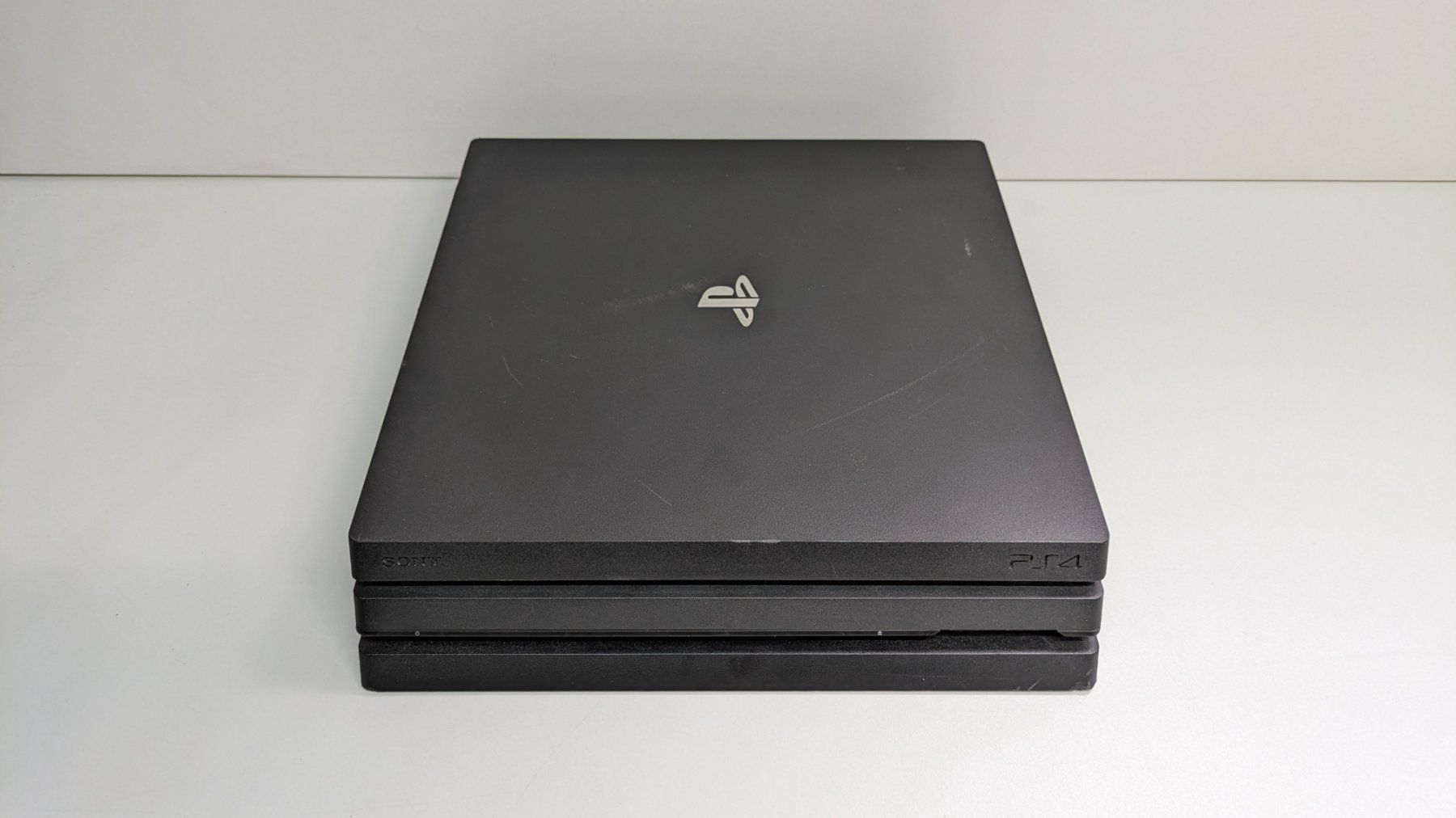 Sony Konsolen: Sony PlayStation 4 DEFEKT – Defekt aus Menziken von mame18