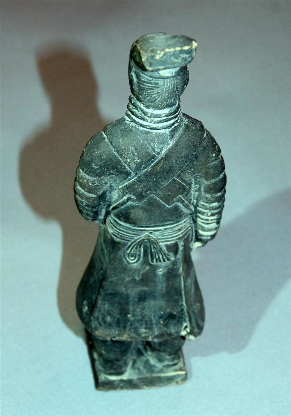 Statuette: Terracotta-Kriegerfigur – Usato da Geroldswil venduto da ARTEFACTO 1
