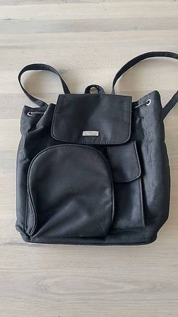 Rucksack Stoff schwarz.
