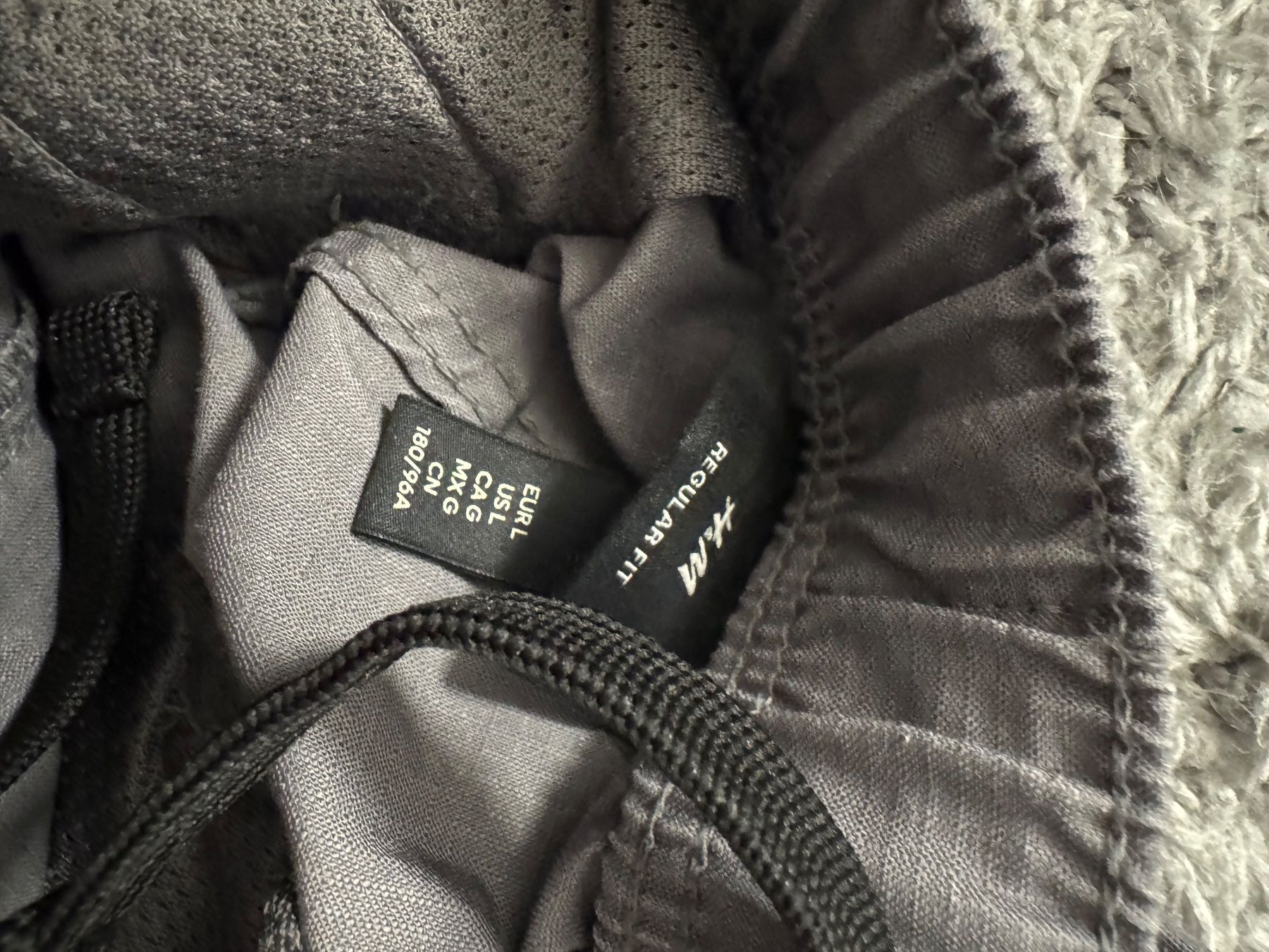 H&M Pantaloni: H&M Hose neu – Nuovo (secondo la descrizione) da Römerswil LU venduto da oli_9hd5 1