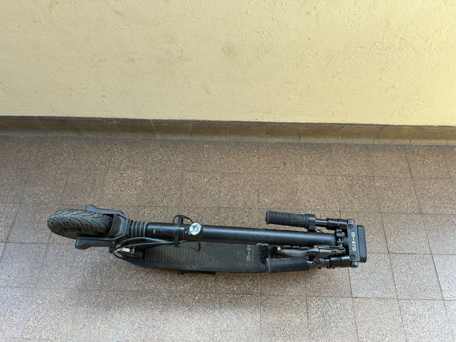 Micro Kickboard: Micro Explorer 2 E-Scooter – Usato da Kreuzlingen venduto da phi_vt7m 3