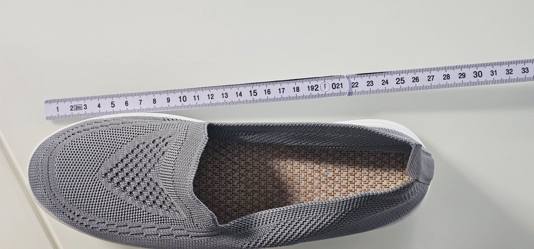 Scarpe da donna: Sommer Schuhe, Grau, Gr. 43, Bequem & Leicht – Usato da Azmoos venduto da Jadejo 2