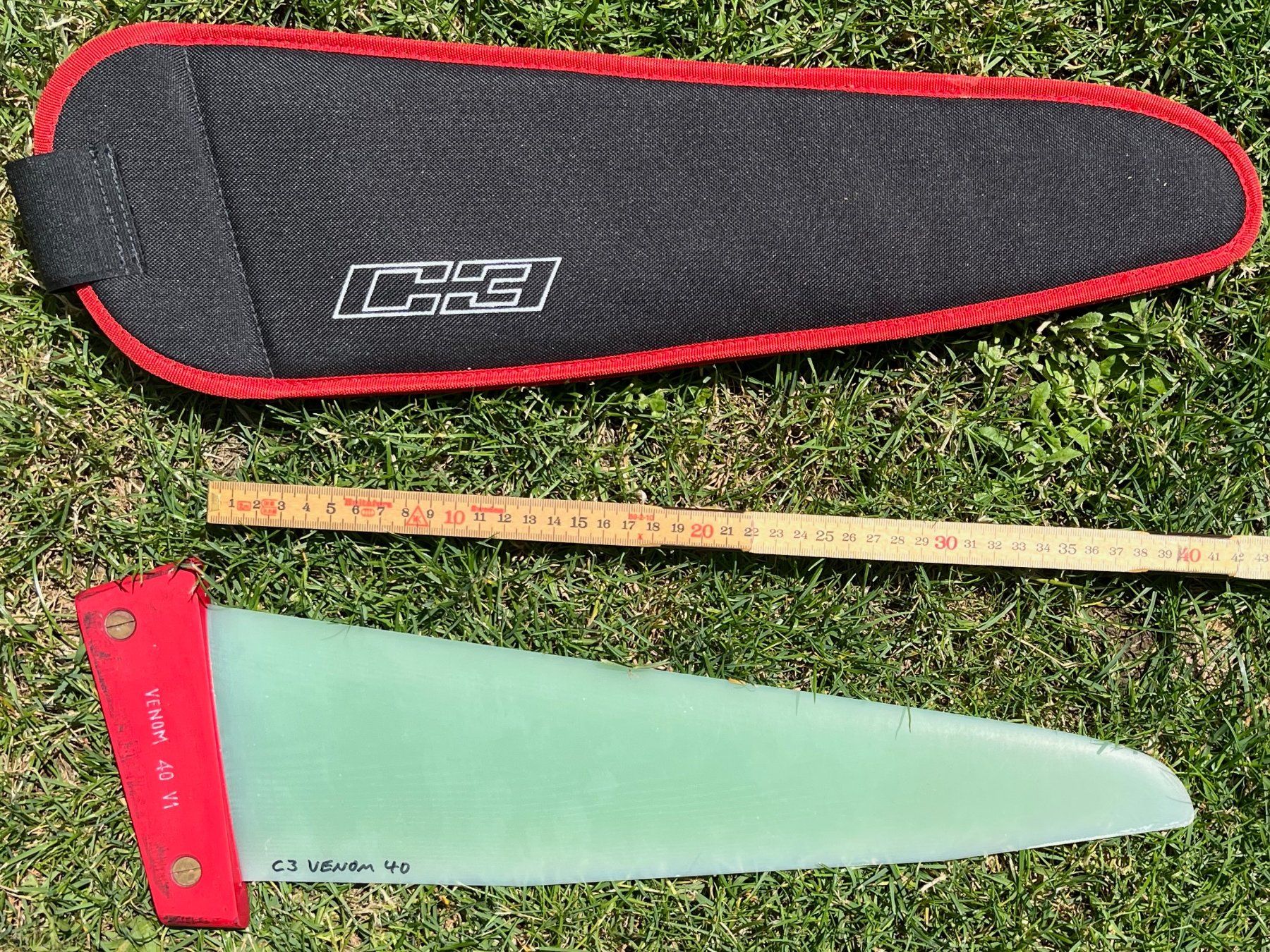 Tavole da surf e di nuoto: C3 Venom 40 – Premium-Finne – Usato da Hausen am Albis venduto da ahuber01