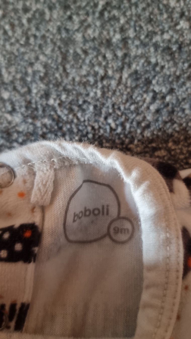 Pyjamas & Ähnliches: Pyjama boboli 9 mois – Gebraucht aus Les Breuleux von Mily1991 2