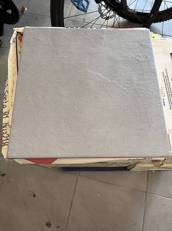 Rivestimenti per pavimenti: Feinsteinzeug Bodenfliessen – Nuovo e nell'imballaggio originale da Hagenbuch ZH venduto da sta_g8g8 2