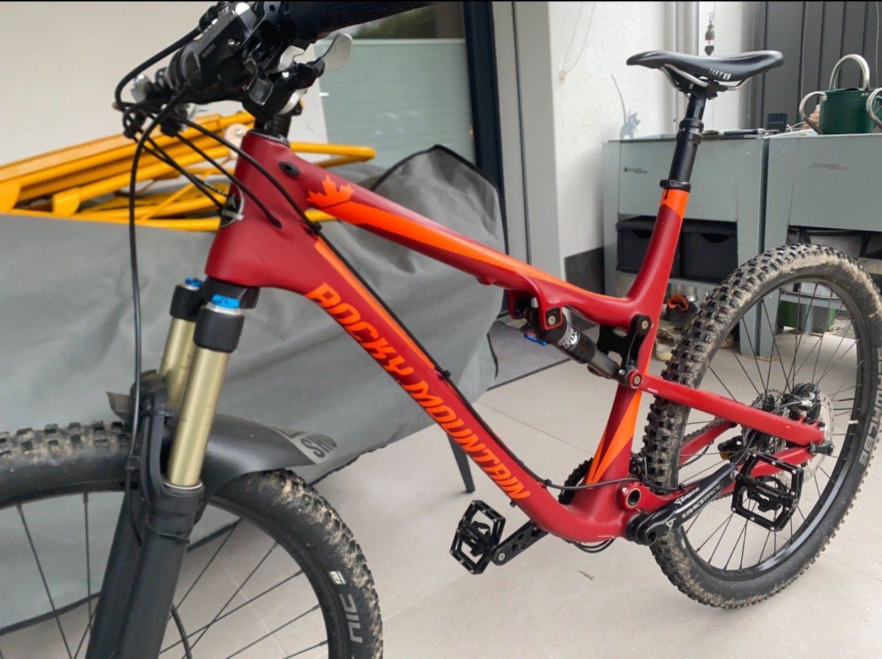 Rocky Mountain Bicycles Velos: Rocky Mountain Thunderbolt – Gebraucht aus Ettingen von sagada81 1
