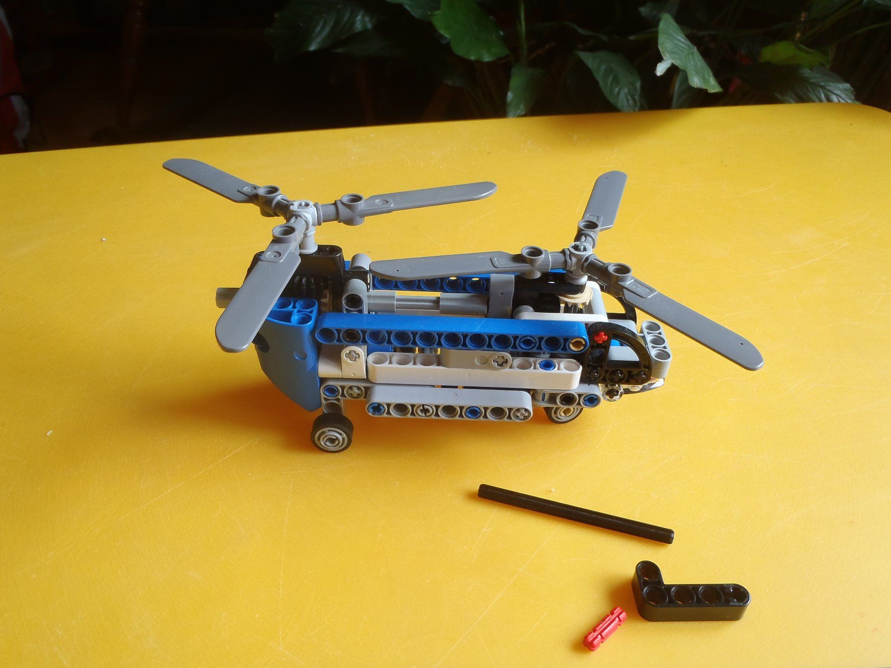 Lego Giocattoli: Lego Technik 42020 – Usato da Basel venduto da rozi6462 1