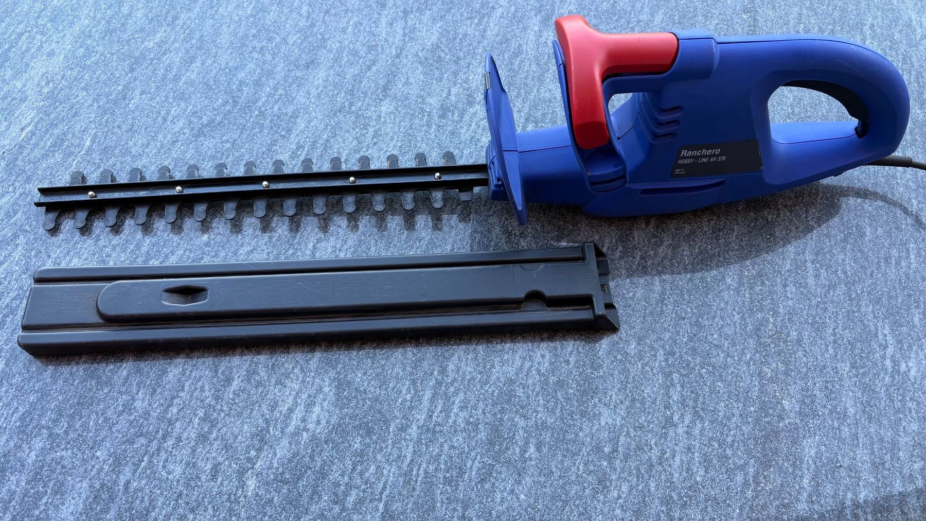 Tutte le macchine: Heckenschere Ranchero Hobby Line AH 370 – Usato da Laupen BE venduto da Dakataro