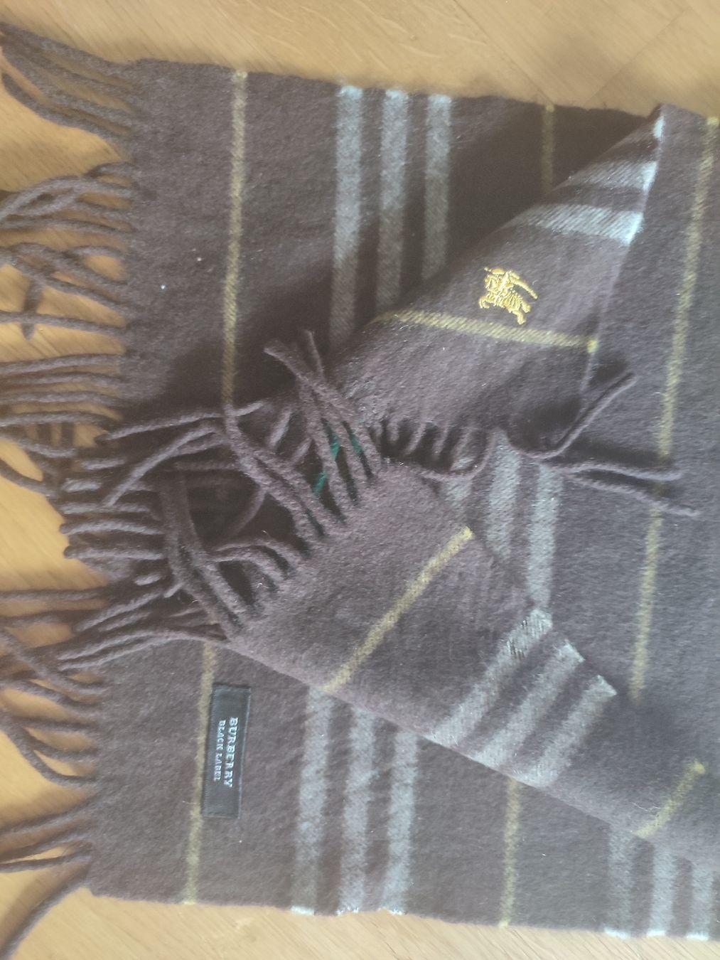 Burberry Foulard & Sciarpe: Burberry Black Label Cashmere – Nuovo (secondo la descrizione) da Waltenschwil venduto da Bodensee84 1