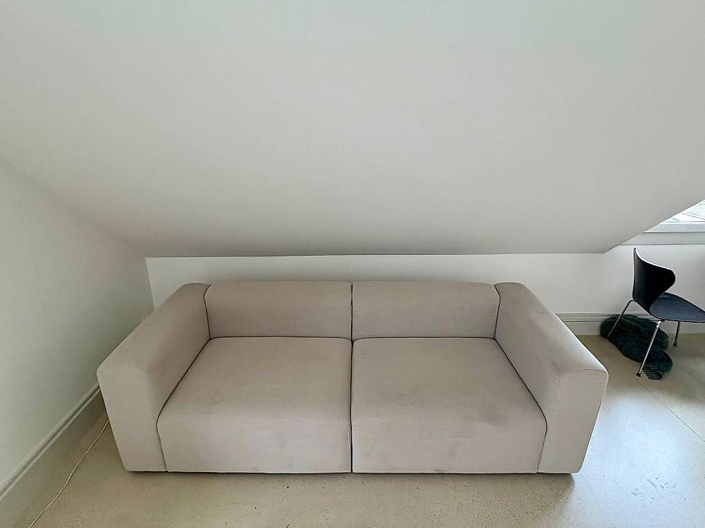Hay Divani: HAY MAGS Sofa  zeitloses Design in Beige – Usato da Zürich venduto da nic_vq86 2