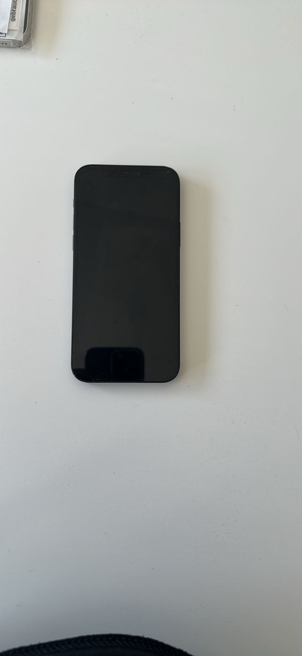 Apple Handys / Smartphones: Apple iPhone 12 64GB Schwarz – Gebraucht aus St.Gallen von kaufdeinhandy
