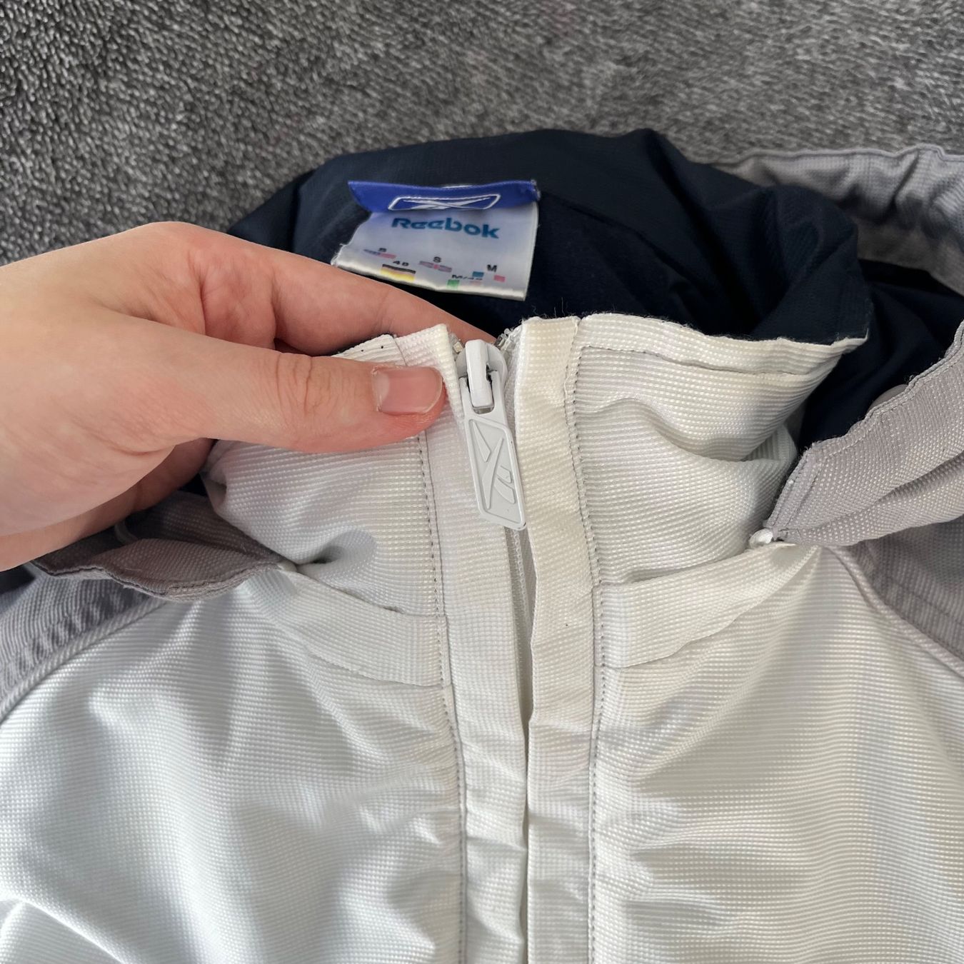 Costumes: Reebok Schneeanzug – D'occasion à Zug par Grc999 5