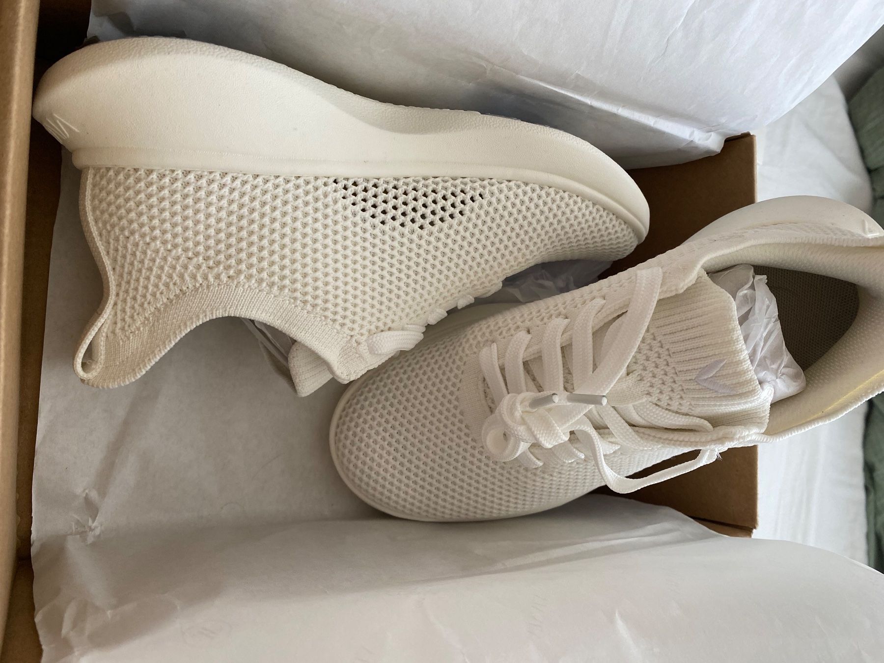 Scarpe da donna: Vivaia Sneaker Schuhe – Nuovo e nell'imballaggio originale da Gossau SG venduto da sha_jhp7